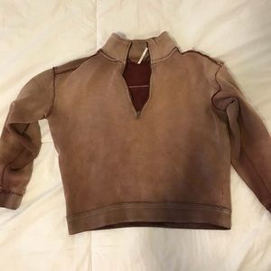 Free people crop sweater💓